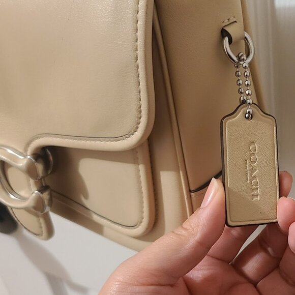 Coach Tabby Messenger 1970s Re-imagined (Color: Cream) - Picture 4 of 16